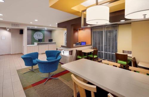 North Loop Hotel | Discover Fairfield Inn & Suites: Family-Friendly Amenities