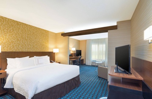 Bloomsburg Hotel | Experience Comfort at Fairfield Inn & Suites Bloomsburg