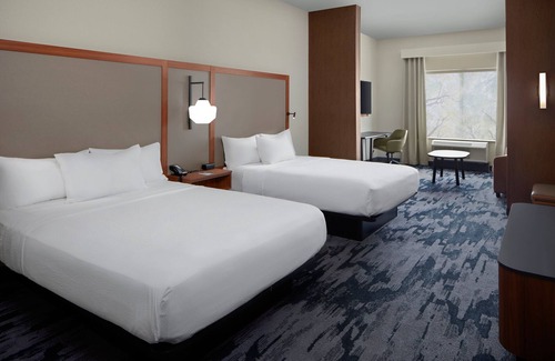 Middletown Hotel | Top-Rated Fairfield Inn & Suites in Middletown with Pool
