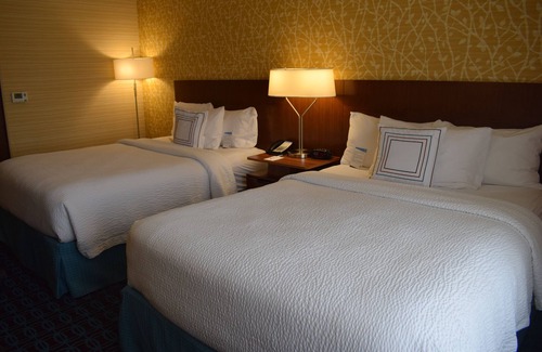 San Marcos Hotel | Welcoming Fairfield Inn & Suites Austin: Pool, Spa & Breakfast