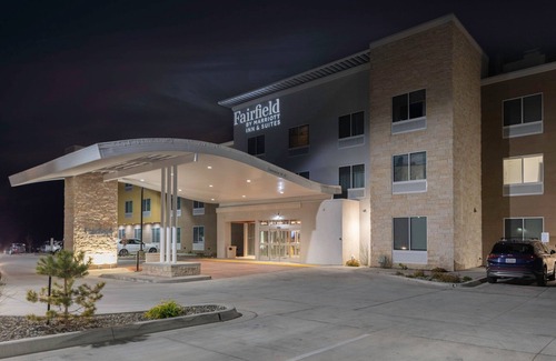 Winnemucca Hotel | Discover Fairfield Inn & Suites: Family-Friendly Comfort