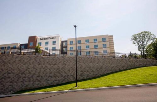 Broomall Hotel | Discover Fairfield Inn & Suites Broomall/Newtown Square