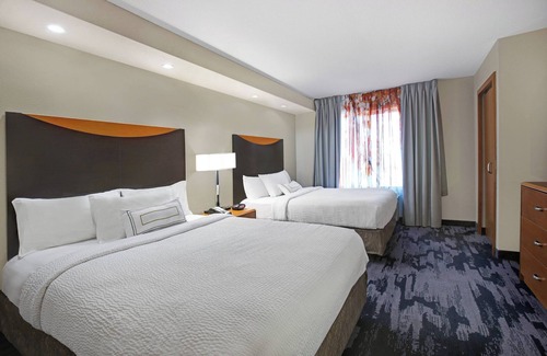 Carlsbad Hotel | Convenient Fairfield Inn & Suites: Pool, Breakfast & More
