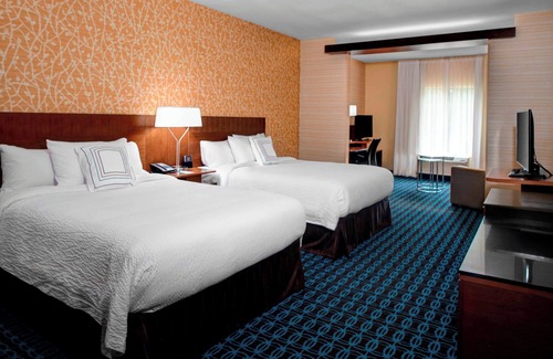Douglas Hotel | Top-Rated Fairfield Inn & Suites with Pool and Spa Access