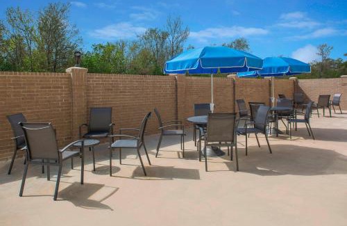 Cut Off Hotel | Comfortable Stay at Fairfield Inn & Suites by Marriott