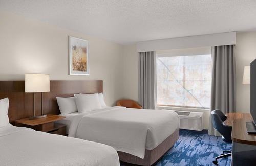Naperville Hotel | Comfortable Stay at Fairfield Inn & Suites in Naperville