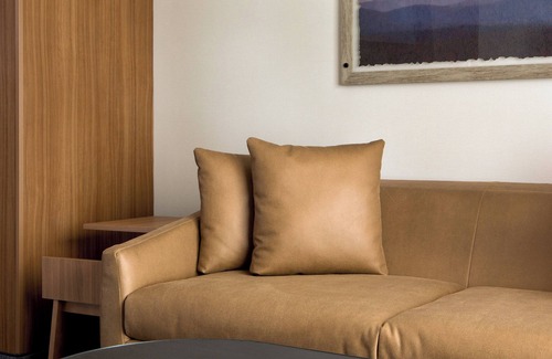 Walpole Hotel | Discover Fairfield Inn & Suites near Boston with Pool Access