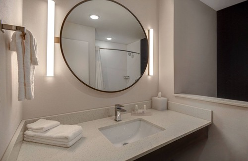 Wyoming Hotel | Discover Comfort at Fairfield Inn & Suites Grand Rapids
