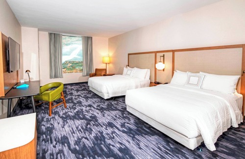 Ottawa Division Hotel | Top-Rated Fairfield Inn & Suites by Marriott Ottawa Airport