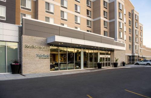 Winnipeg Hotel | Relax at Fairfield Inn & Suites in Winnipeg with Pool Access