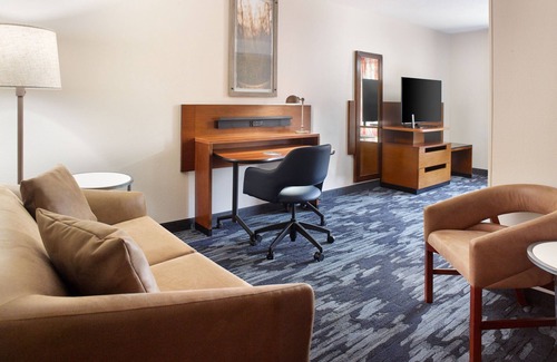 Anderson Hotel | Explore Fairfield Inn & Suites by Marriott Anderson Clemson