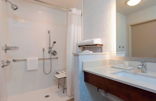 Carmel Hotel | Discover Comfort at Fairfield Inn & Suites Indianapolis Carmel