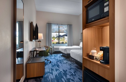 Conway Hotel | Top-Rated Fairfield Inn & Suites: Pool, Breakfast & More