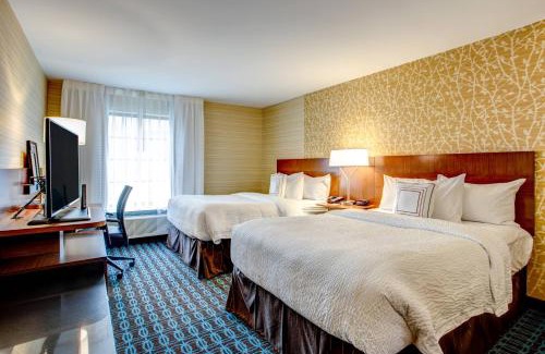 Holyoke Hotel | Guest Rated 8.9 - Fairfield Inn & Suites Springfield Holyoke