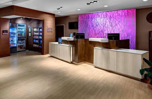 Lansing Hotel | Premier Fairfield Inn & Suites Lansing with Pool Access