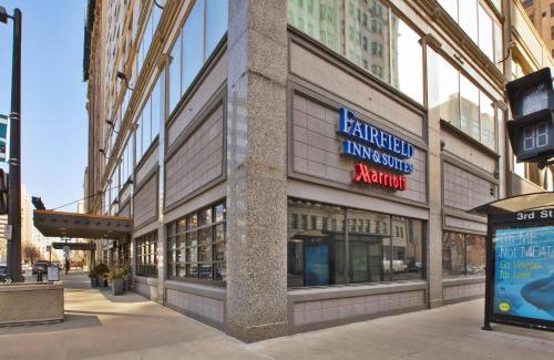 Milwaukee Hotel | Explore Comfort at Fairfield Inn & Suites Milwaukee Downtown