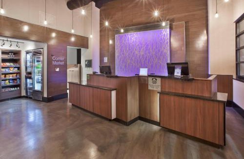 Milwaukee Hotel | Explore Comfort at Fairfield Inn & Suites Milwaukee Downtown