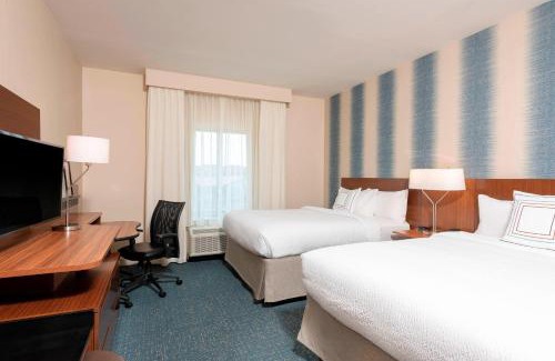 Carmel Hotel | Discover Family-Friendly Comfort at Fairfield Inn & Suites