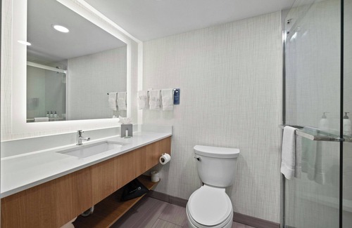 Hayward Hotel | Relaxing Retreat at Fairfield Inn & Suites Oakland Hayward