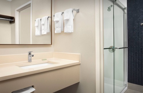 Sterling Hotel | Top-Rated Fairfield Inn & Suites at Dulles Airport
