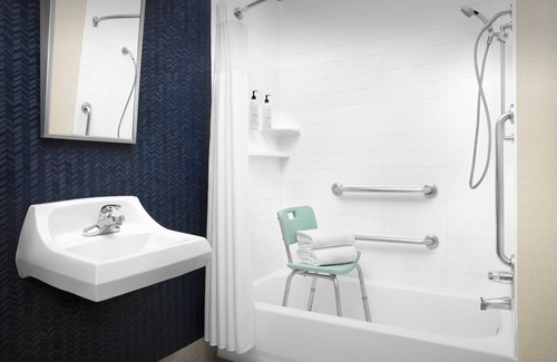 Sterling Hotel | Top-Rated Fairfield Inn & Suites at Dulles Airport