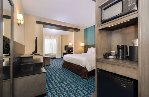 Southwest Raleigh Hotel | Top-Rated Fairfield Inn & Suites with Family-Friendly Amenities