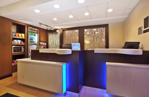 Hammond Hotel | Comfortable Stay at Fairfield Inn & Suites Chicago Southeast