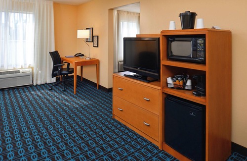 Helena Hotel | Comfortable Fairfield Inn & Suites by Marriott Helena Retreat