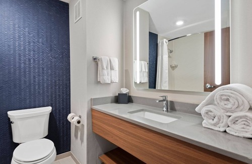 Hickory Hotel | Guest Rated: 8.8 at Fairfield Inn & Suites by Marriott Hickory