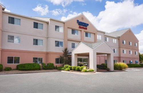 Norman Hotel | Convenient Fairfield Inn & Suites with Pool and Ocean View