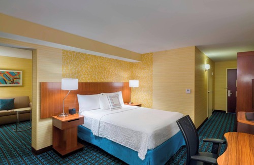 Fort Lee - Paramus Hotel | Comfortable Stay at Fairfield Inn & Suites Paramus