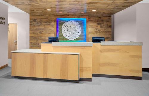 Salem Hotel | Pet-Friendly Fairfield Inn & Suites in Roanoke Salem