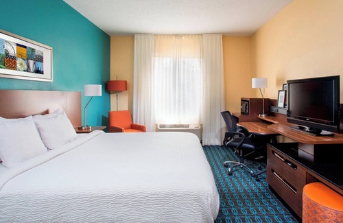 Cannonsburg Hotel | Discover Fairfield Inn & Suites Ashland: Family-Friendly Stay