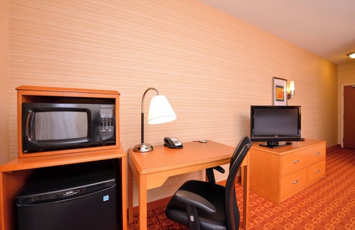 Nottingham Hotel | Premier Fairfield Inn & Suites White Marsh with Family Amenities