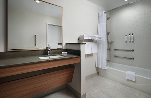 Barstow Hotel | Top-Rated Family Getaway at Fairfield Inn & Suites Barstow