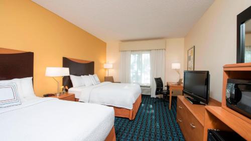 Bloomington Hotel | Pet-Friendly Comfort at Fairfield Inn & Suites Bloomington