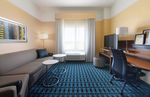 Burleson Hotel | Explore Comfort at Fairfield Inn & Suites Fort Worth South