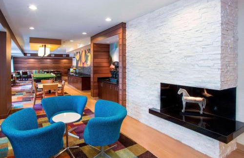 Dayton Hotel | Discover Fairfield Inn & Suites with Pool and Hot Tub