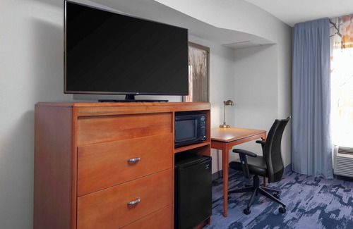 East Forest Hotel | Discover Comfort at Fairfield Inn & Suites Charlotte Matthews