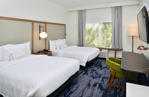 University Place Hotel | Discover Fairfield Inn & Suites: Top-Rated Comfort in Charlotte