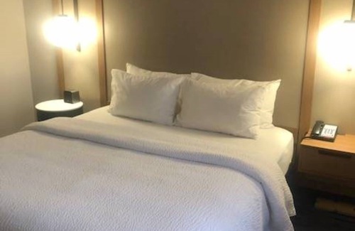 Franklin Hotel | Discover Comfort at Fairfield Inn & Suites by Marriott Franklin