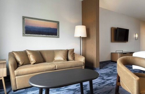 O'Fallon Hotel | Top-Rated Fairfield Inn & Suites O'Fallon with Pool Access