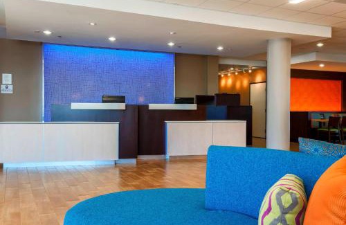 Pleasanton Hotel | Discover the Fairfield Inn & Suites with Ocean View Pool