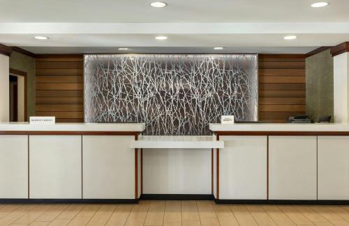 Springdale Hotel | Comfortable Stay at Fairfield Inn & Suites in Springdale