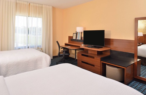 St. Joseph Hotel | Top-Rated Fairfield Inn & Suites St. Joseph with Pool & Spa