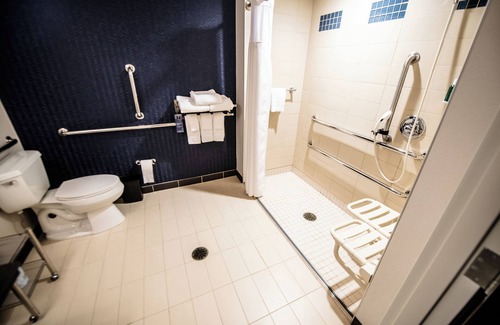 Strabane Hotel | Relaxing Retreat at Fairfield Inn & Suites Washington Casino Area