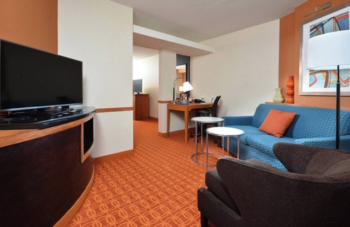 Wytheville Hotel | Top-Rated Fairfield Inn & Suites with Pool & Breakfast