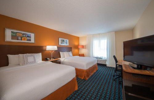 Lewisville Hotel | Relax at Fairfield Inn & Suites Dallas Lewisville with Pool