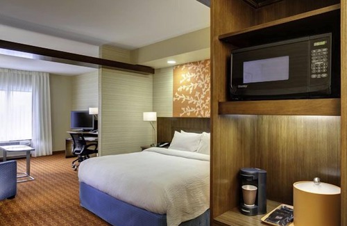 Urbandale Hotel | Guest Rated: Fairfield Inn & Suites in Des Moines Urbandale