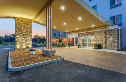 Franklin Hotel | Discover Comfort at Fairfield Inn & Suites Franklin